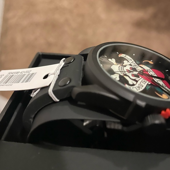 Ed Hardy Mens Skull Watch NWT - Picture 6 of 9